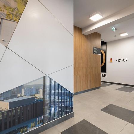 Luxury Two Bedroom Apartment With Terrace And Parking By Renters Prestige Katowice Exterior photo
