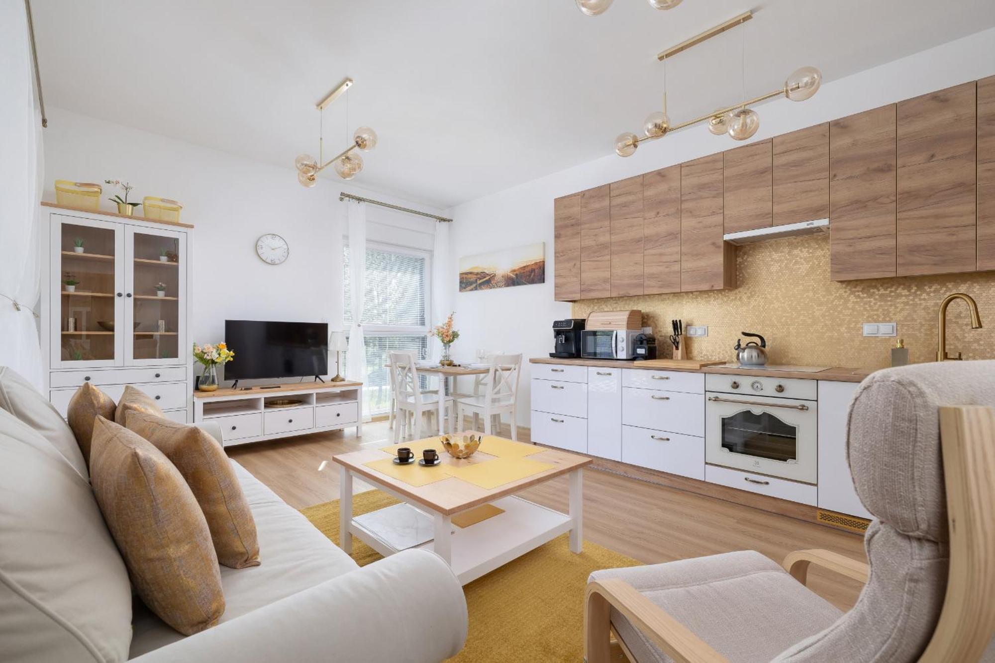 Luxury Two Bedroom Apartment With Terrace And Parking By Renters Prestige Katowice Exterior photo